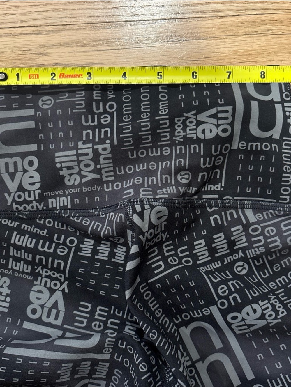 Lululemon black logo word mark leggings size 2 excellent condition - Picture 6 of 8